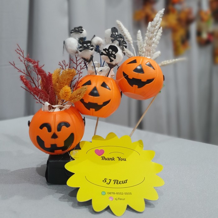 

dekorasi hiasan meja hampers halloween party decoration 3