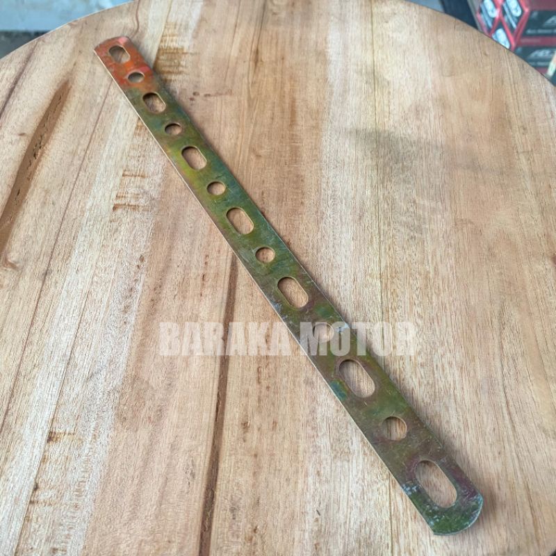 Plat Lubang Bolong Besi Serbaguna Tipis Panjang 30cm Merek PLS - PLS214
