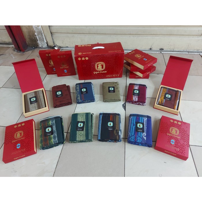 Sarung Gajah Duduk Serumpun