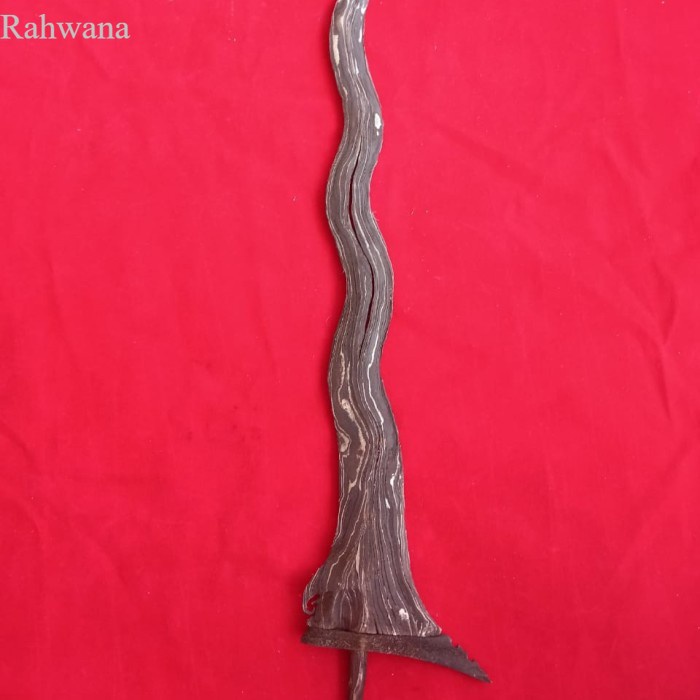 

Keris pamengkang Jagad antik