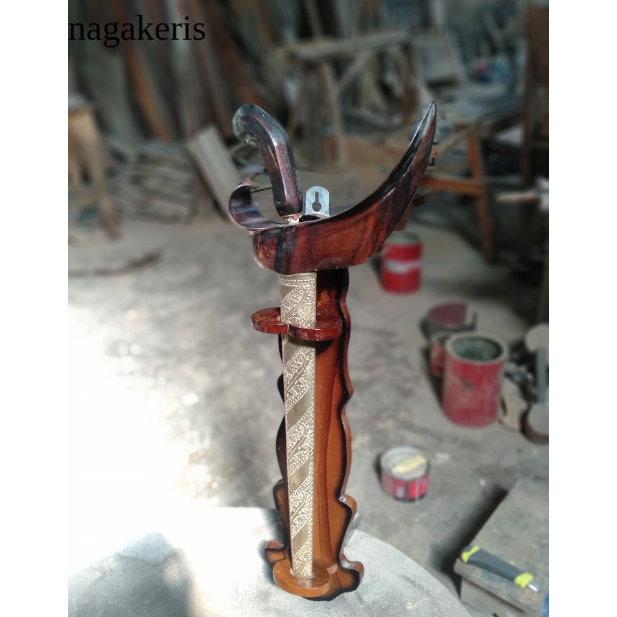 

Blawong jagrak keris jati minimalis FA4124 terlaris murah