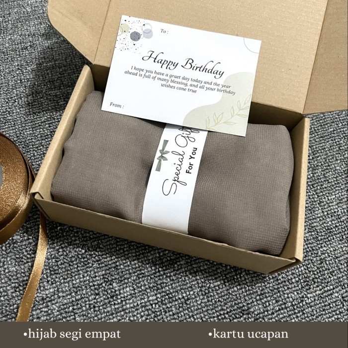 

HAMPERS HIJAB SEGI EMPAT EXCLUSIVE | HAMPERS LEBARAN IDUL FITRI - hijab+box, Box Coklat