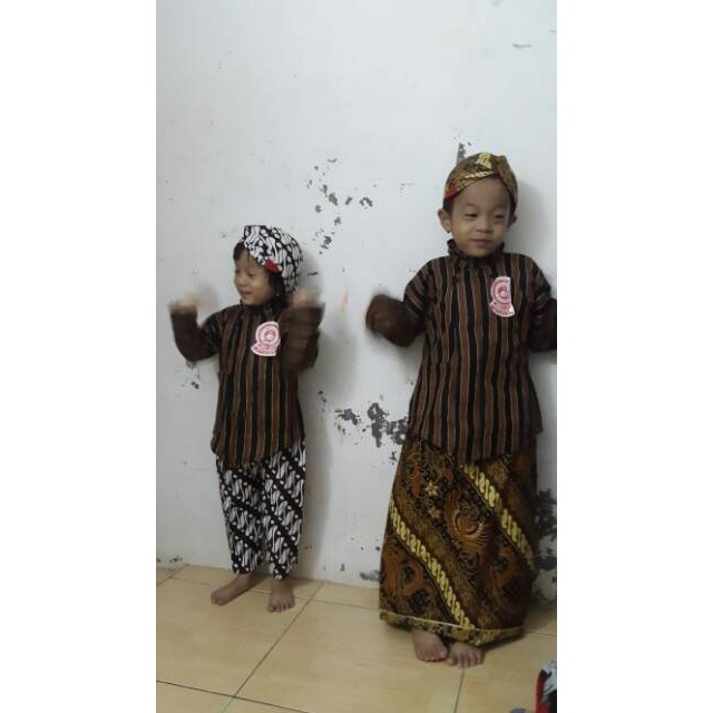 Baju BAJU SURJAN LURIK ANAK COWOK SET BLANGKON PAKAIAN TRADISIONAL JA  ADAT JOGJA SOLO MURAH