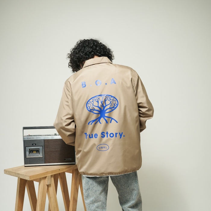 UNKL347 Jaket Pria Windbreak Hitam Sablon VART