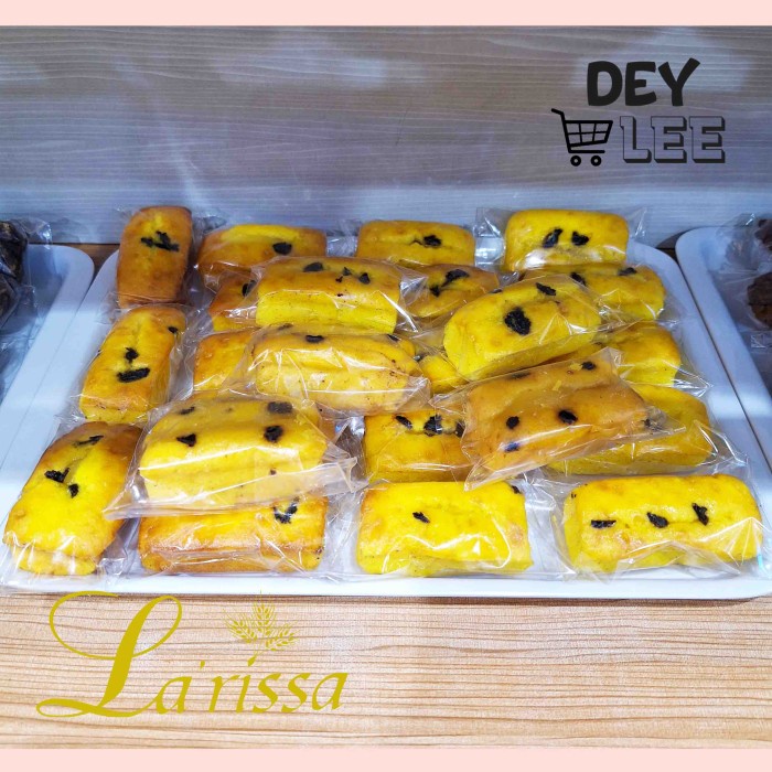 

LARISSA Lemon Cake Balok Satuan Bandung