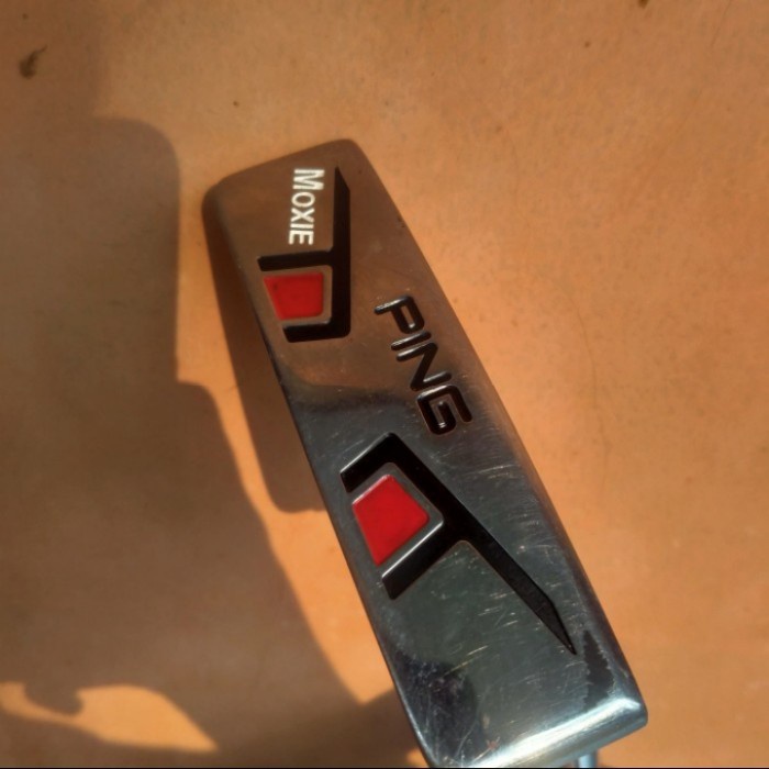 putter ping anser moxie.