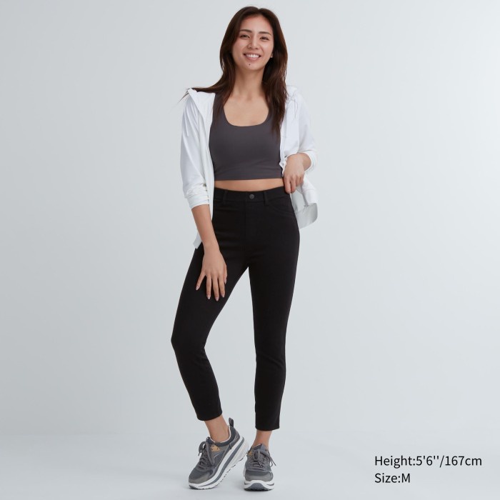 UNIQLO Celana Legging Crop Ultra Stretch 461111 Wanita M