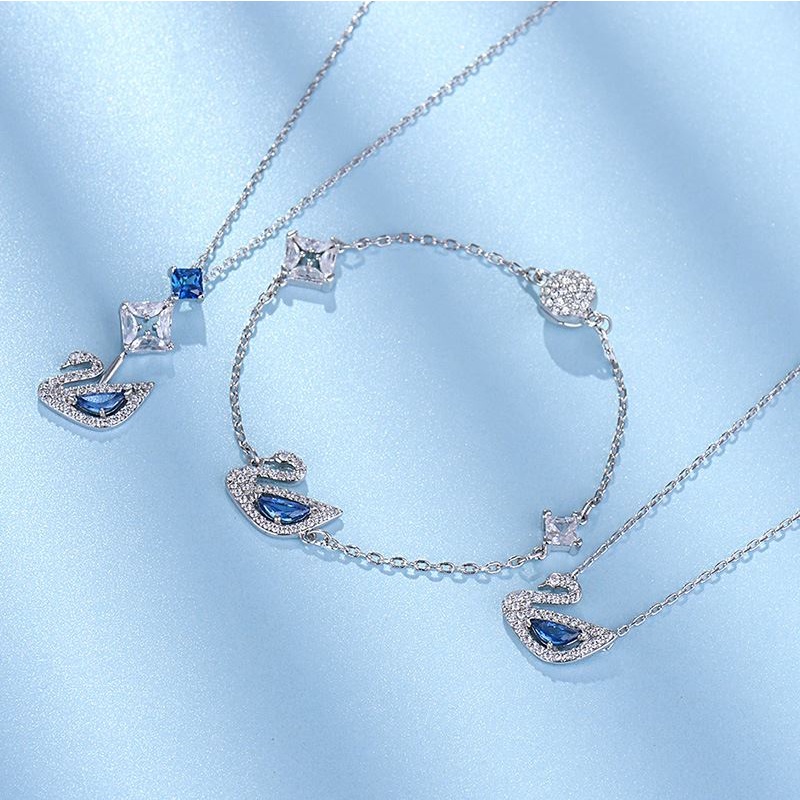 Elemen Walet Platinum Berlian Biru Angsa Biru Gelang Kalung Tiga Lapis Perhiasan Rantai Tulang Selan