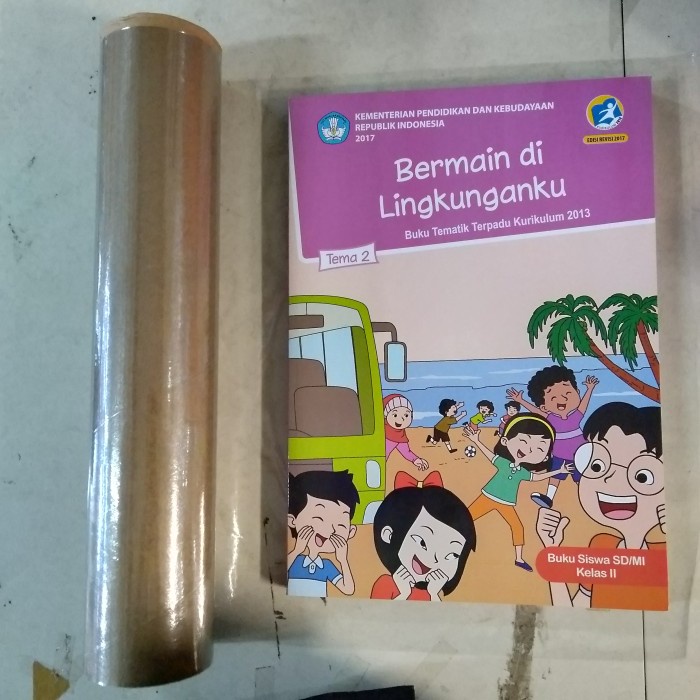 

SAMPUL PLASTIK MIKA ROLL - 27