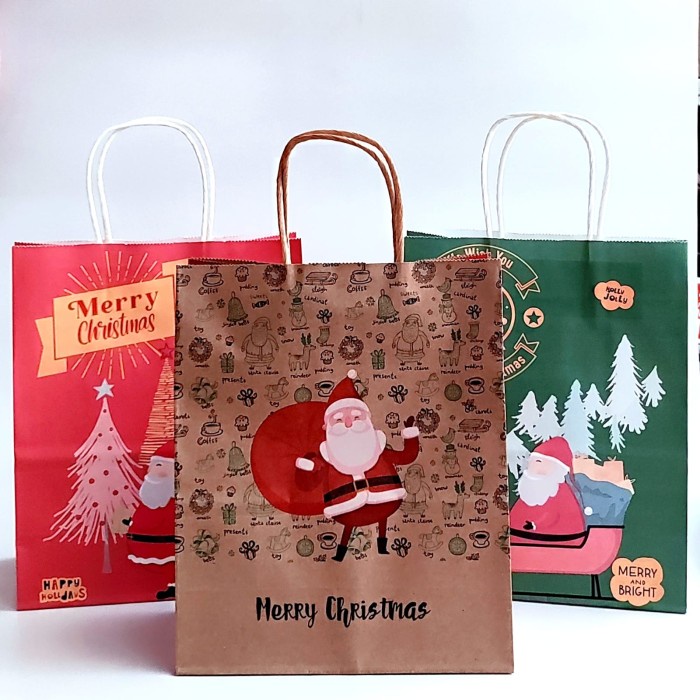 

Paper Bag Natal Craft Paper Kantong Souvenir Goodie Bag Shopping Bag Harga Grosir Murah