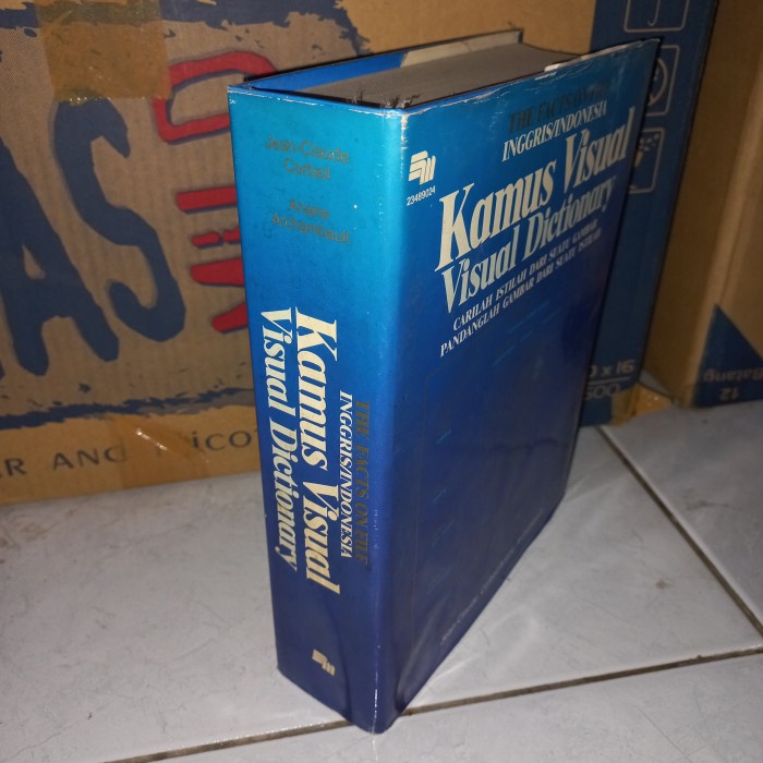 Buku Kamus Visual Visual Dictionary