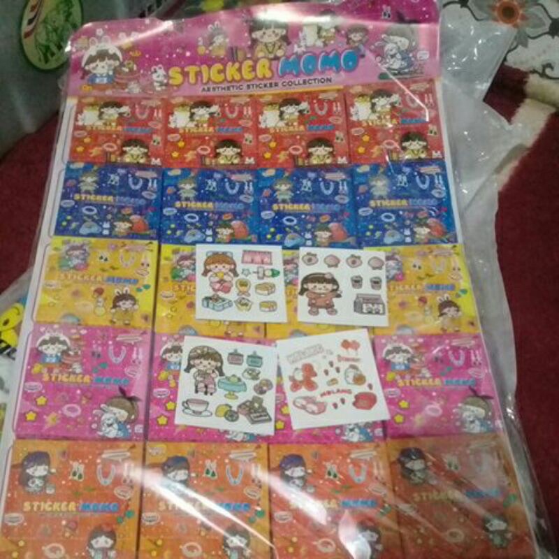 

stiker momo lokal