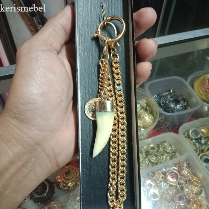 Pin Bros Rantai Baju Beskap Model Koin dan Taring antik