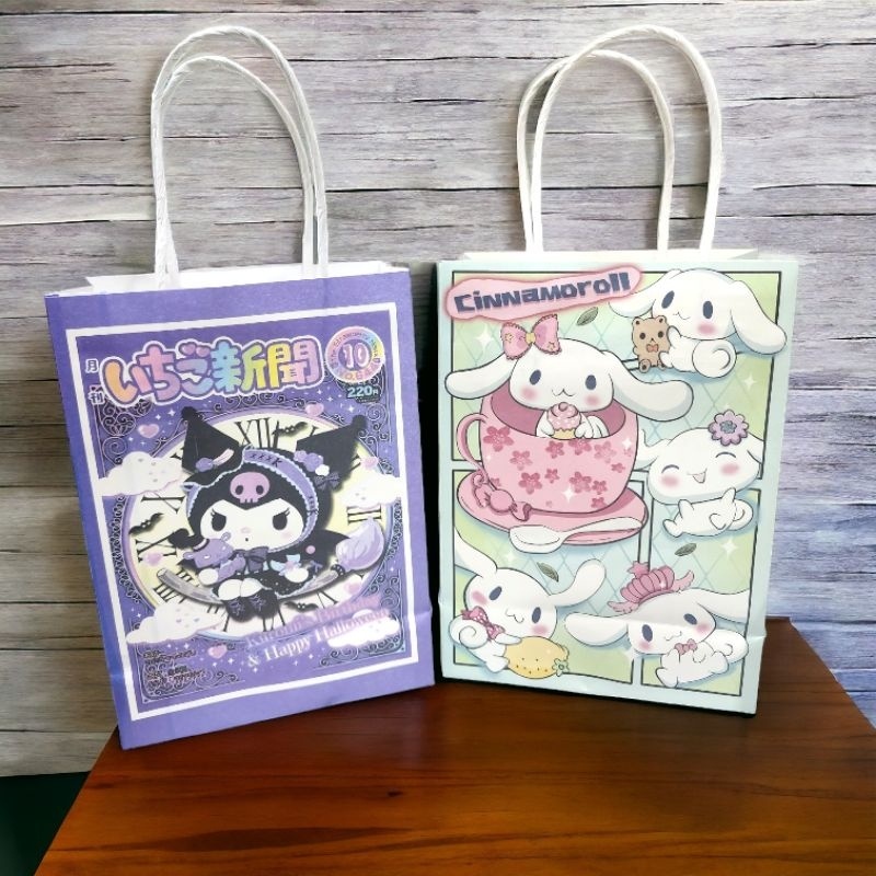 

TOKO DAY ONE PAPER BAG SEDANG SANRIO / TAS PAPERBAG DANRIO / TAS ULANG TAHUN CINNAMOROL MELODY KUROMI