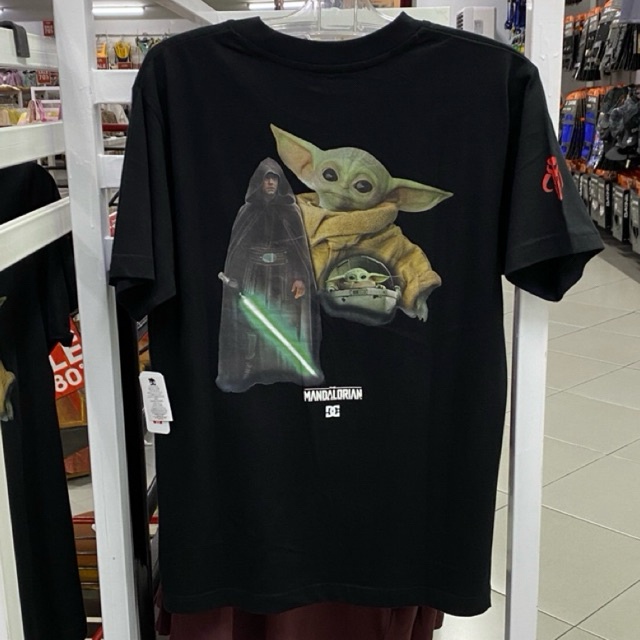 Kaos DC Starwars Mandalorian Tee Black Original A2