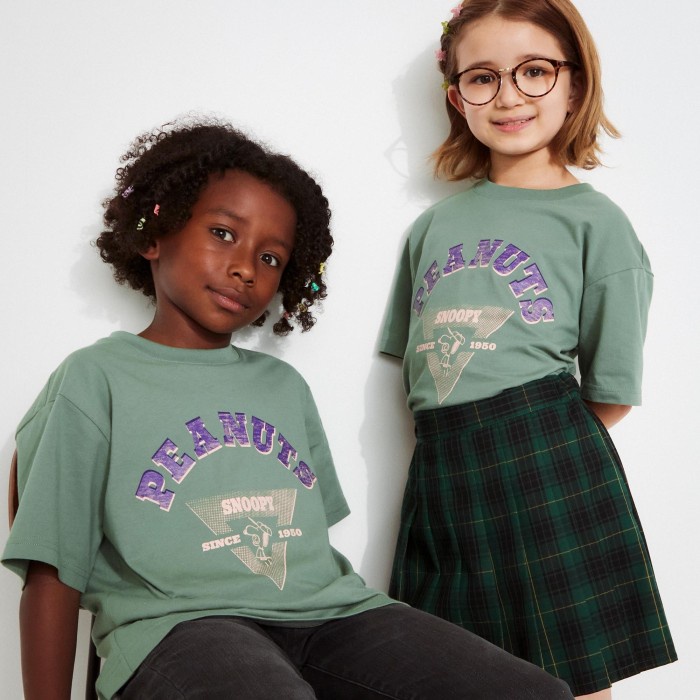 UNIQLO KIDS UT Peanuts Lengan Pendek 464244 Anak