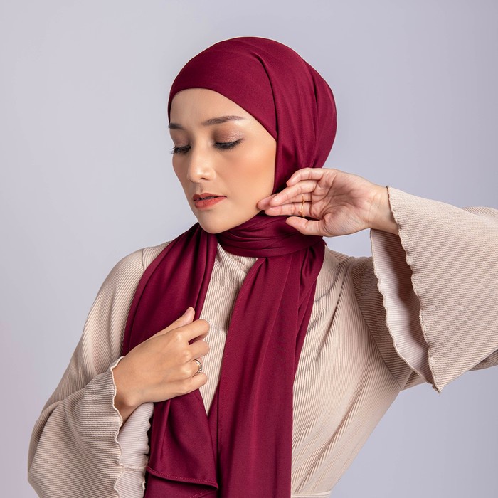 Hijab Pashmina Tali Jersey Instan Super  Merah Maroon Burgundy