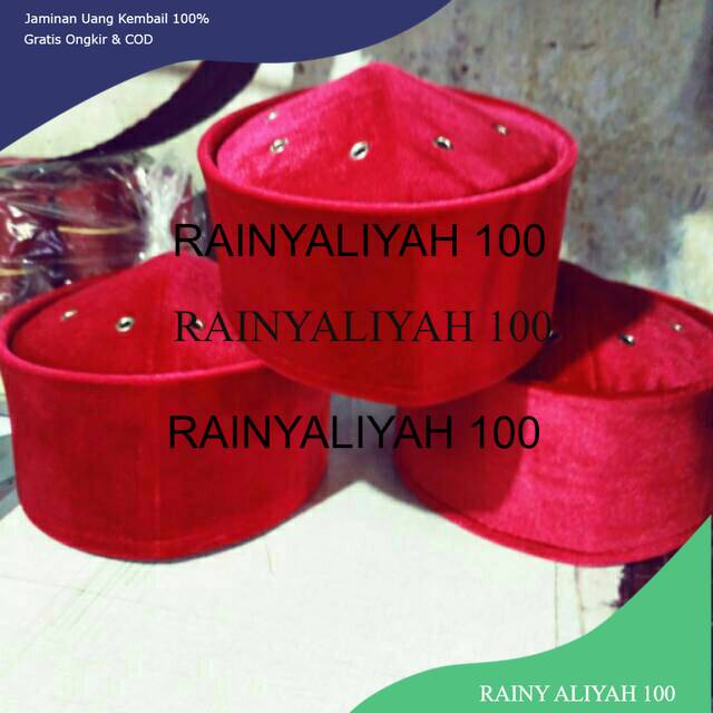 Peci uje exclusive merah bludru