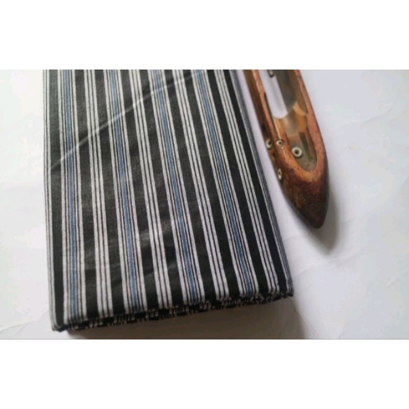 Baju Kain Lurik Biru Hitam Putih