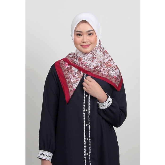 Zoya Vazza Scarf - Kerudung Hijab Segiempat Motif - Bahan French Voal - Maroon