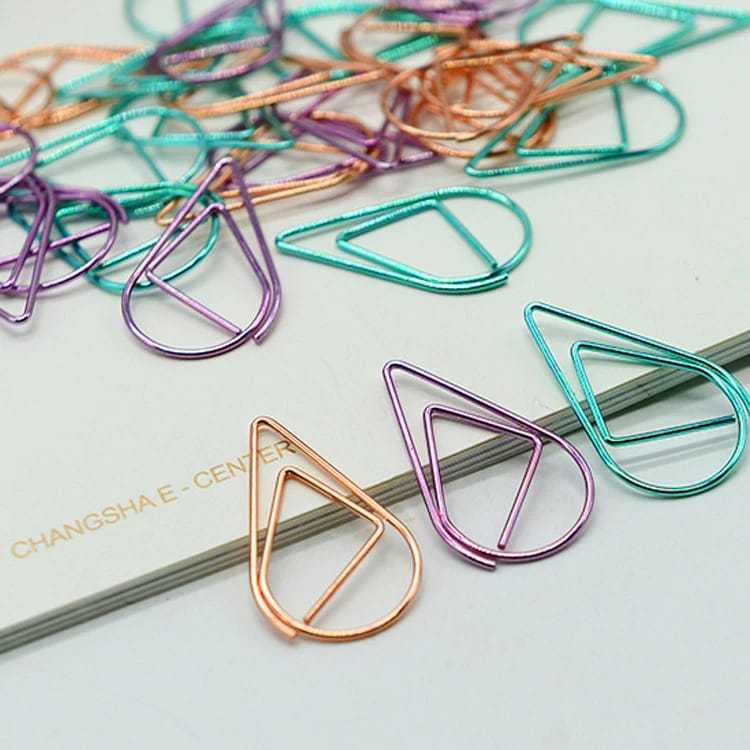 

17A. Paperclip Metallic [thehanscorner]