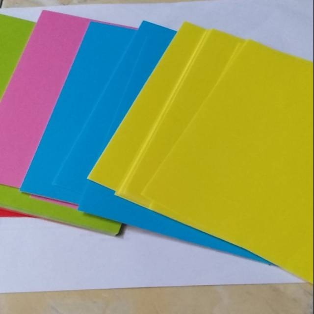 

KERTAS ORIGAMI MERK KIKY 14cmx14cm