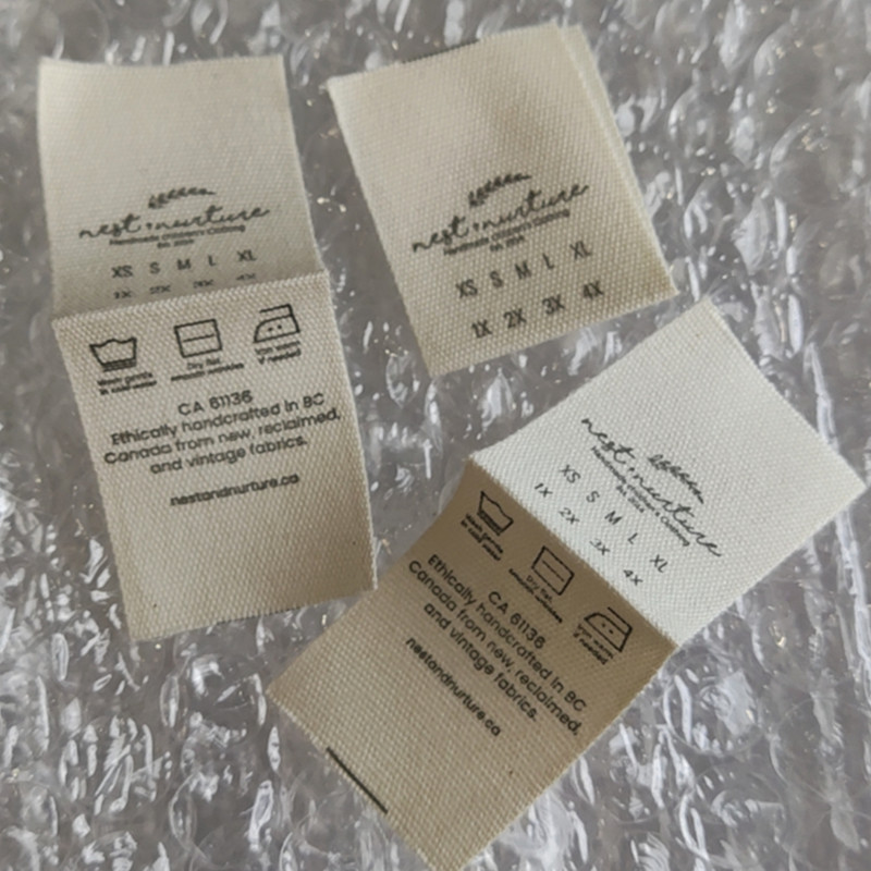 

500PCS Custom Natural cotton Care Labels 2.5 * 6.7 cm Loop fold Beige coton ribbon garment cloth label