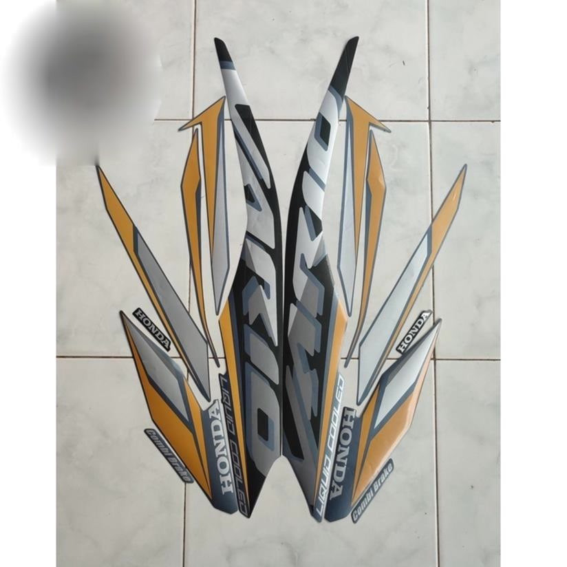 STRIPING STIKER MOTOR VARIO 125 2021