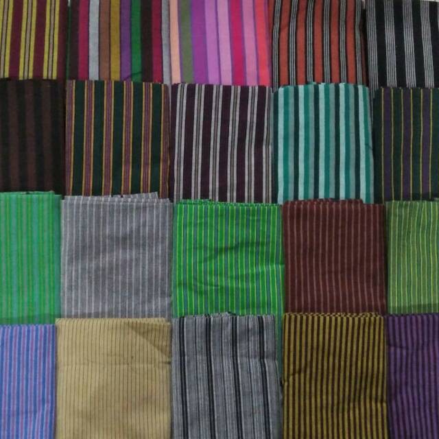 LURIK Kain tenun lurik. Tenun lurik Prasojo. Tenun asli