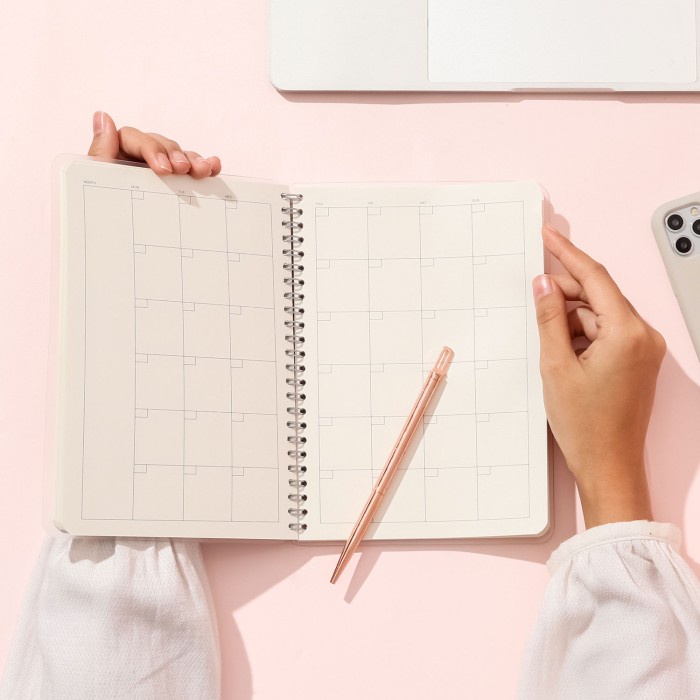 

bukuqu Notebook Spiral Mika A5 Monthly Planner