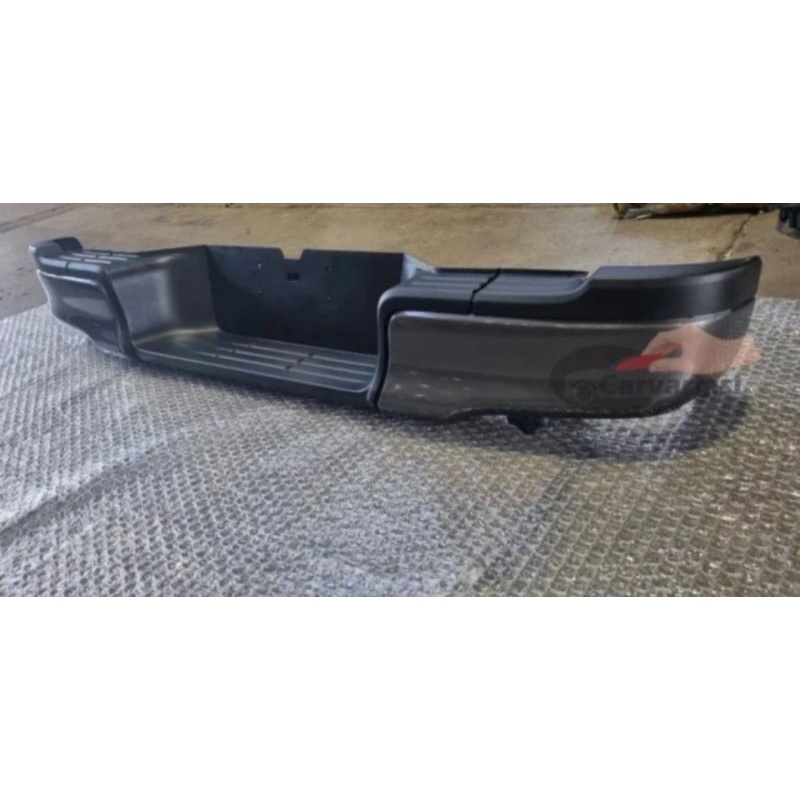 bumper belakang hilux grey original/bumper belakang hilux abu original