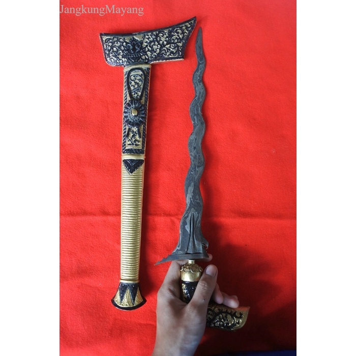 

Keris sabuk inten warangka bugis wfn8035 antik