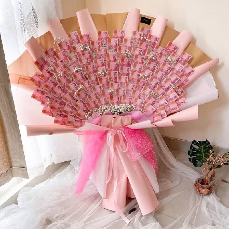 

Produk Bucket Uang Kado Nikah / Wisuda By TY