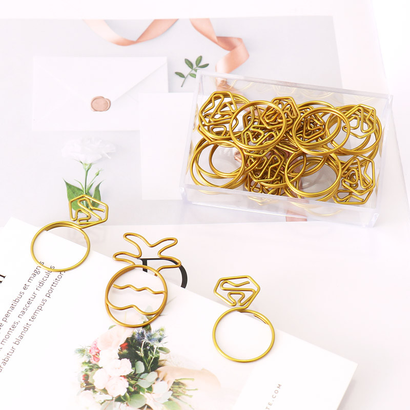 

TUTU 18pcs/lot pineapple Paper Clips Kawaii Stationery Clear ring Binder Clips Photos Tickets Notes Letter Paper H0263