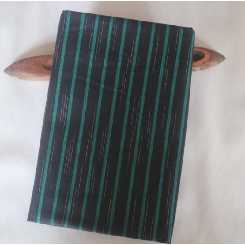 LURIK Kain Lurik Hitam Hijau Gerimis Putih