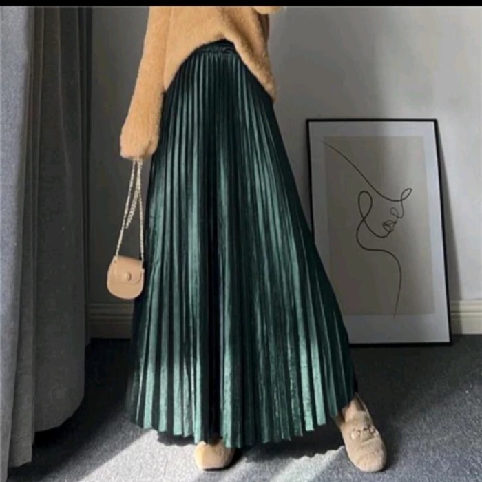 NEW -Rok Bludru Plisket Premium Velvet Skirt - blu soft lilac