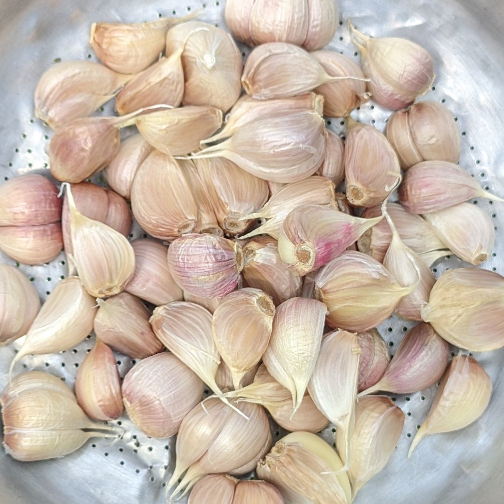 

Bawang Putih Kating Sortir Besar 1kg Fresh Termurah