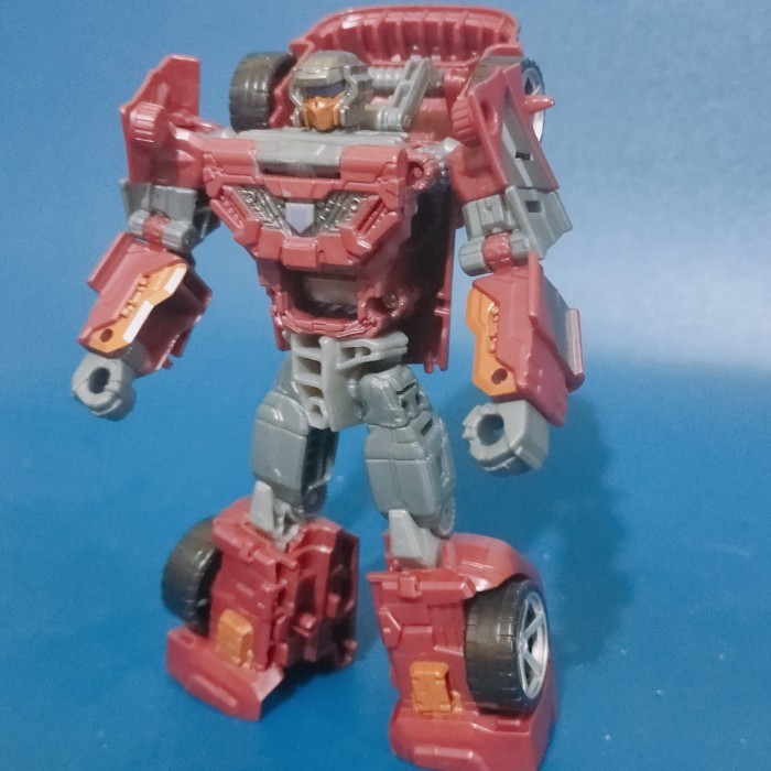 Transformers Combiner Wars : DeadEnd Hasbro