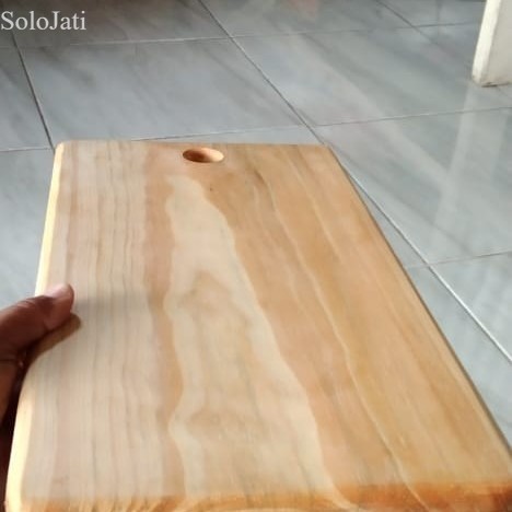 

Talenan Kayu PINUS 34x18 pingul / Serving Board / Wooden Cutting Board - Serv Pnus 34x18 murah