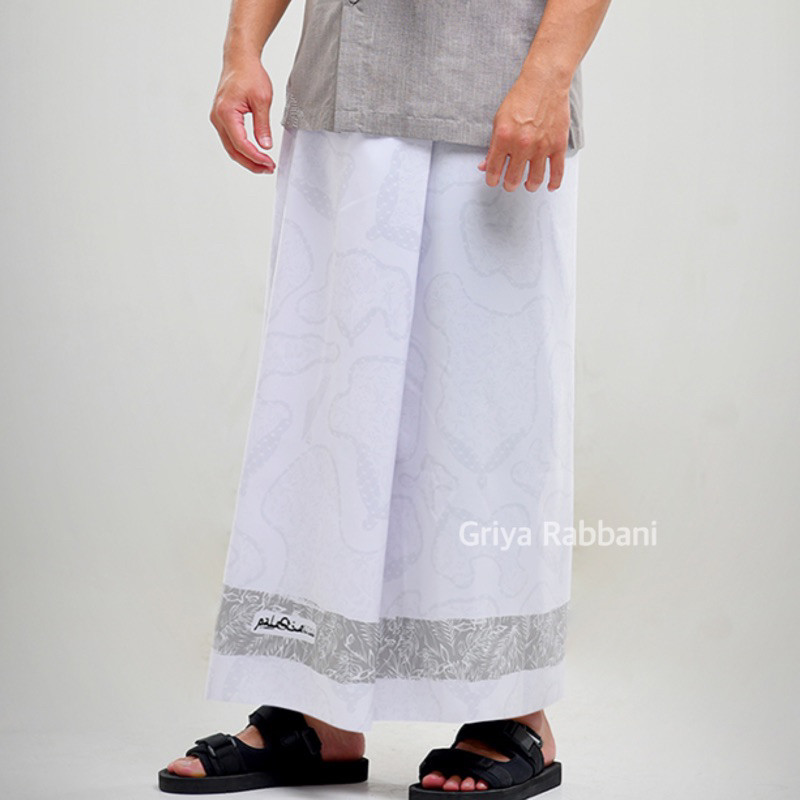Rabbani Pecangaan - sarung banzai - sarung putih dewasa - sarung santri warna putih polos - sarung m