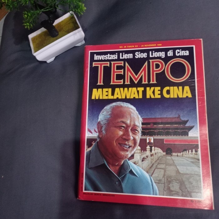 Majalah Tempo - Melawat Ke Cina. 24 November 1990