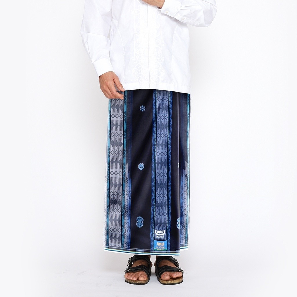 PROMO Sarung BHS Classic Gold 100% Original Motif C48 JGF Hitam Biru 03  Nyaman Di Pakai  Ringan  Ha