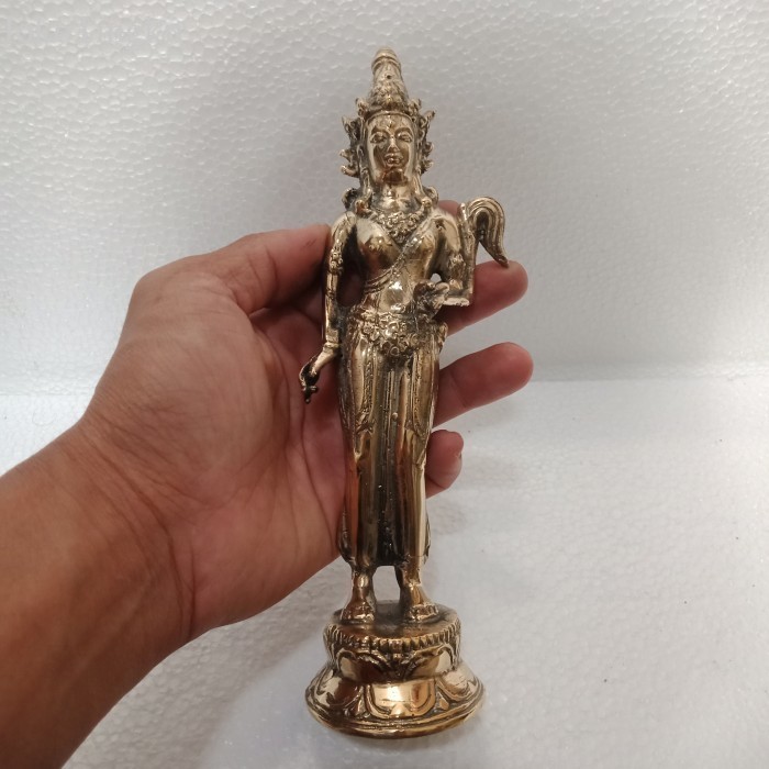 

Patung Golek Kencono Kuningan antik