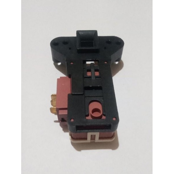 

BP3T3 Switch Pintu Door Switch Door Lock Doorlock Mesin Cuci Sharp ZV - 446