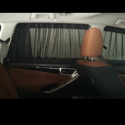 Gunali Gorden mobil / Tirai Mobil Calya kaca tengah saja - 5. Hitam