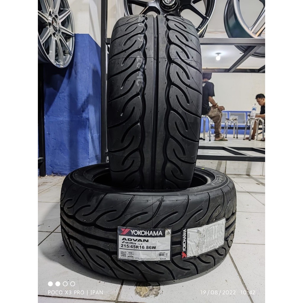 spesial diskon ramadan Ban Mobil 215/45 R16 Semislick Yokohama advan neova