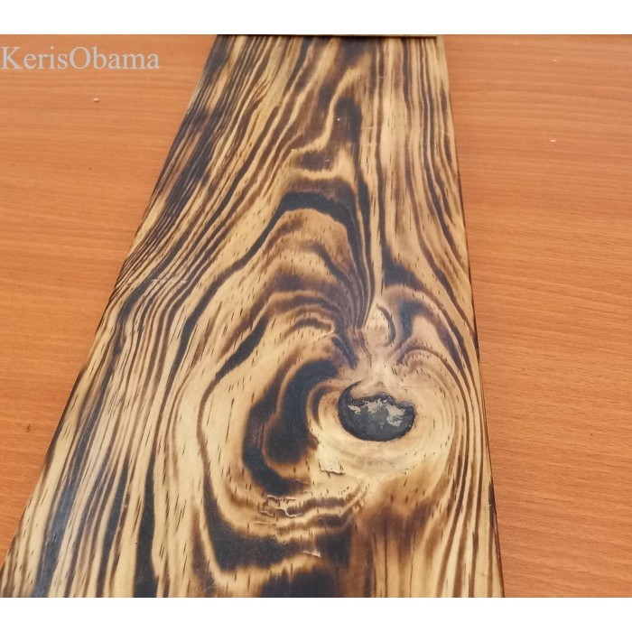 

Papan jati belanda / papan jatibelanda bakar /burned wood finishing - 14 X 40, NATURAL murah