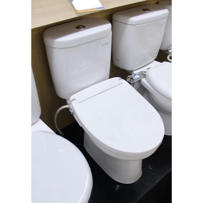 FROMO SPESIAL Closet Kloset Toilet Duduk Toto Cw 421 Jp J Cw421J White Eco Washer
