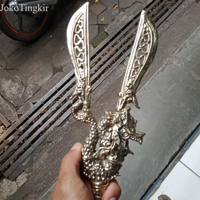 

Tombak Pataga Naga Baruno Kuningan Garap Alus antik