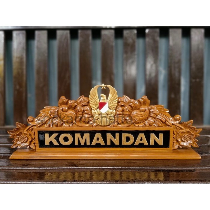 

PAPAN NAMA + PAPAN NAMA MEJA KANTOR + KAYU JATI + LOGGO TNI (CUSTOM) SH5321